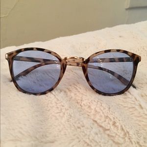 Fashionable sunglasses